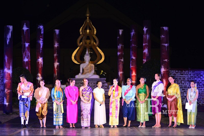 20151125-Loy Kratong_39.JPG